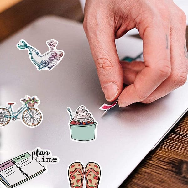 100-Pack Cute Stickers Aesthetic for Kids Adult Teen Girly Fashion Kawaii Stickers Decals for Car Laptop Water Bottles Skateboard Computer Phone Guitar Hydroflask iPad Luggage Scooter Room Graffiti Decor
